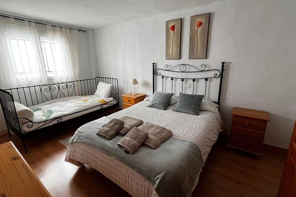Casa De 5 Habitaciones Hasta 9 Plazas, La Casilla En Durcal, Granada Exterior foto